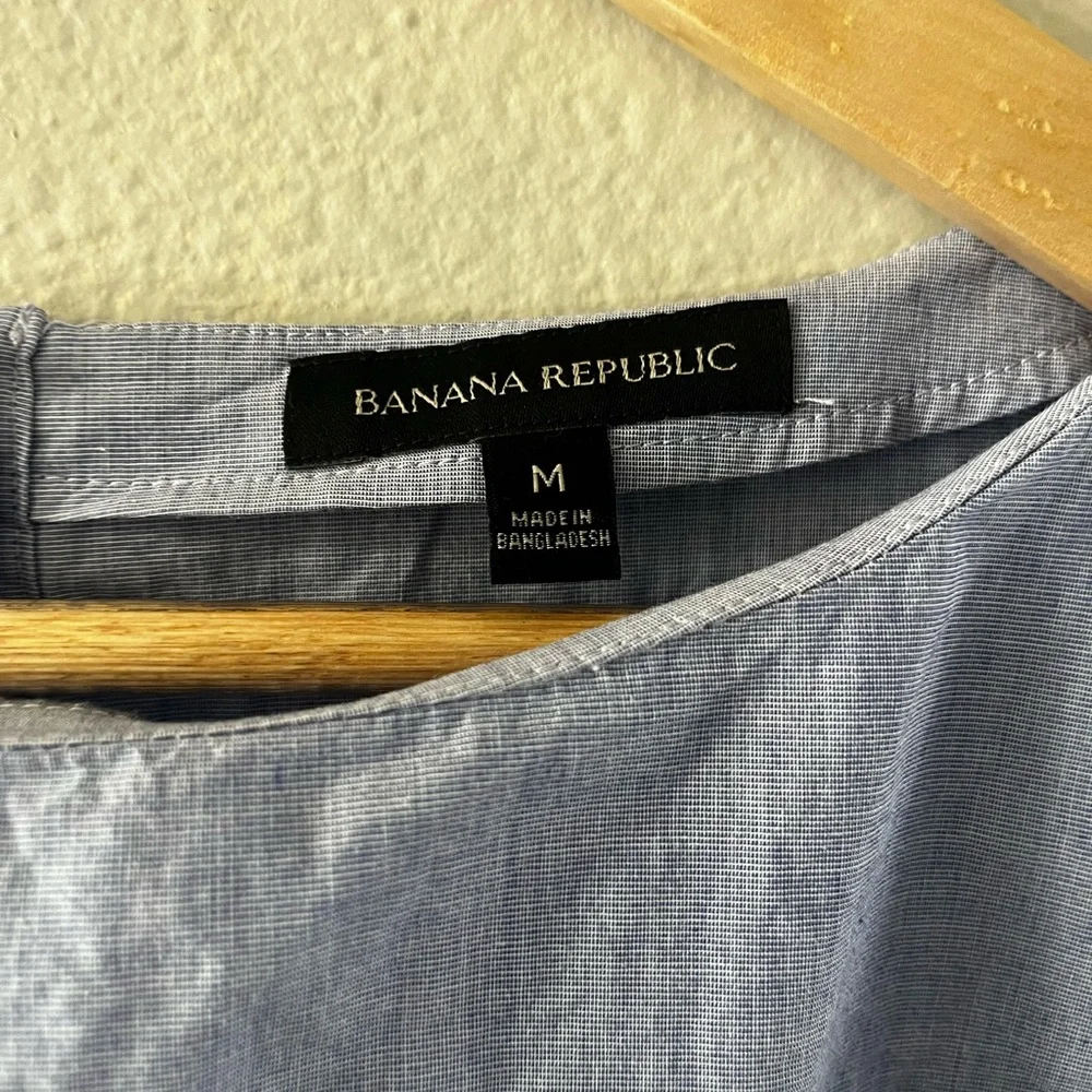Banana Republic SZ Medium Lace Stripe Blouse Top Blue Chambray 3/4 Sleeve - Picture 2 of 16